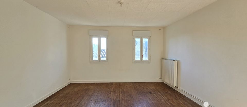 Maison 4 pièces de 88 m² à Yvrac (33370)