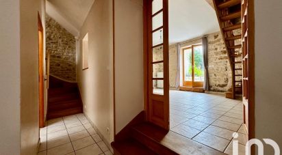 Town house 4 rooms of 97 m² in Nemours (77140)