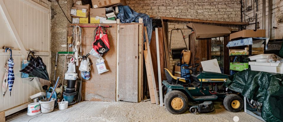 Maison traditionnelle 4 pièces de 75 m² à Surgères (17700)