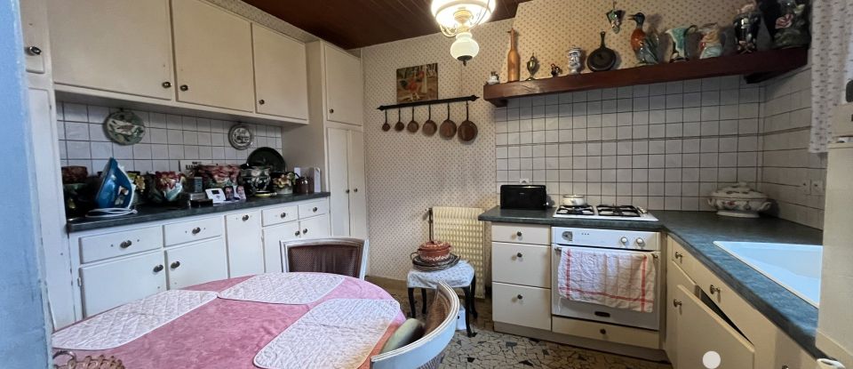 Traditional house 3 rooms of 75 m² in Gentilly (94250)