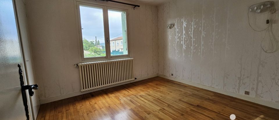 Maison traditionnelle 5 pièces de 71 m² à Aouste-sur-Sye (26400)