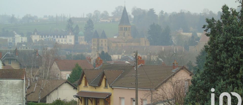 Maison traditionnelle 10 pièces de 186 m² à Paray-le-Monial (71600)