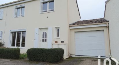 House 5 rooms of 82 m² in Bondoufle (91070)