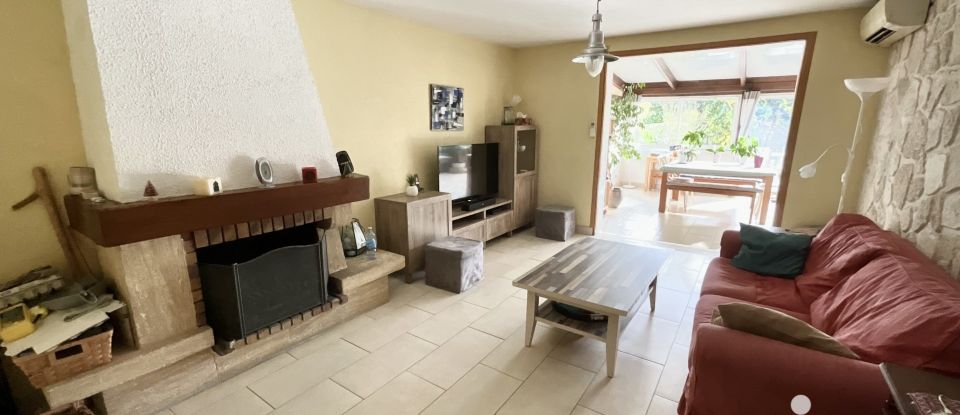 Maison 5 pièces de 128 m² à Meyzieu (69330)