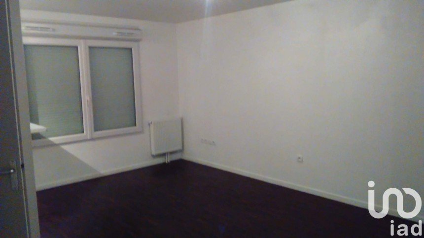 Apartment 3 rooms of 62 m² in Douai (59500)