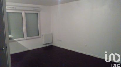 Apartment 3 rooms of 62 m² in Douai (59500)