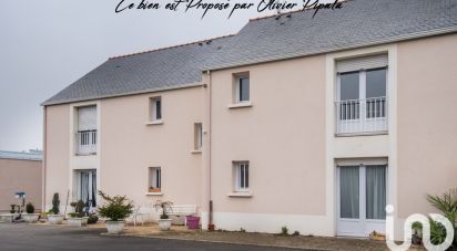 Building in Les Ponts-de-Cé (49130) of 202 m²