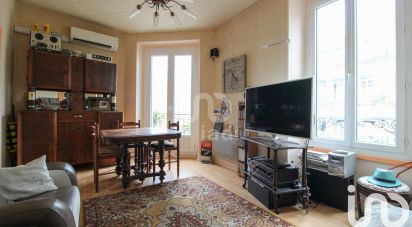 Appartement 3 pièces de 52 m² à Saint-Affrique (12400)