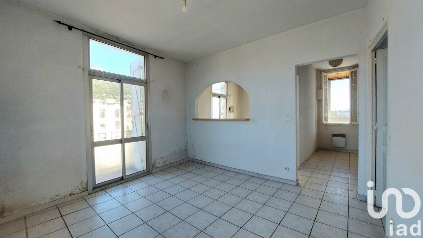 Apartment 2 rooms of 53 m² in Toulon (83000)