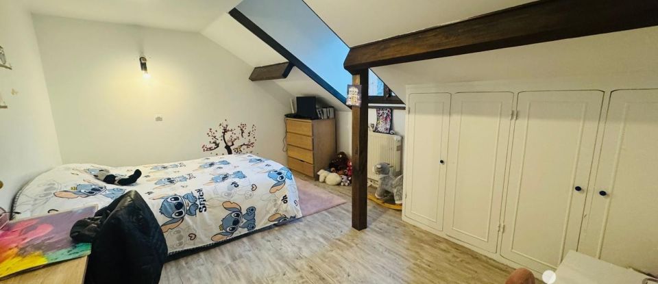 Maison 7 pièces de 140 m² à Villeneuve-sur-Yonne (89500)