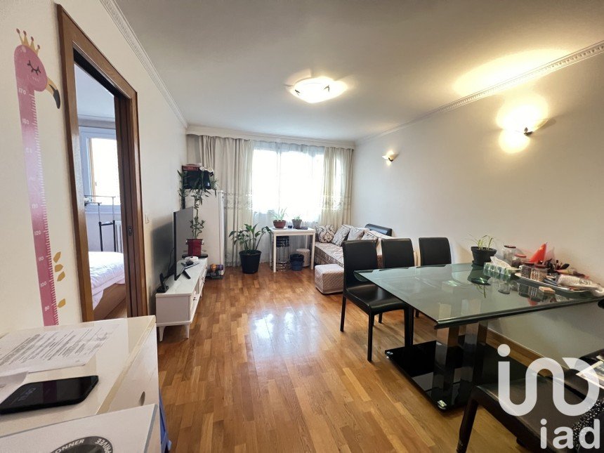 Apartment 3 rooms of 49 m² in Romainville (93230)