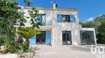 Architect house 6 rooms of 175 m² in Le Rouret (06650)