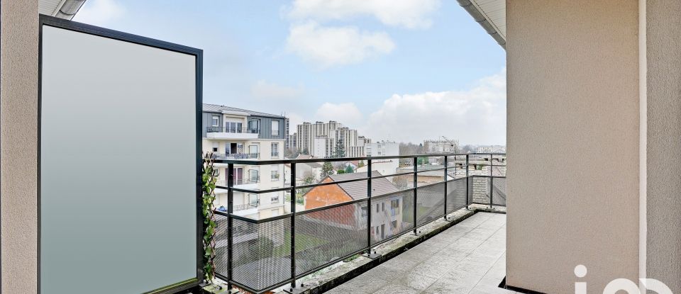 Apartment 3 rooms of 62 m² in Drancy (93700)