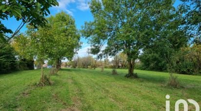 Terrain de 2 600 m² à Coussay (86110)