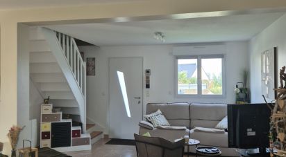 Maison 5 pièces de 82 m² à Ploumagoar (22970)