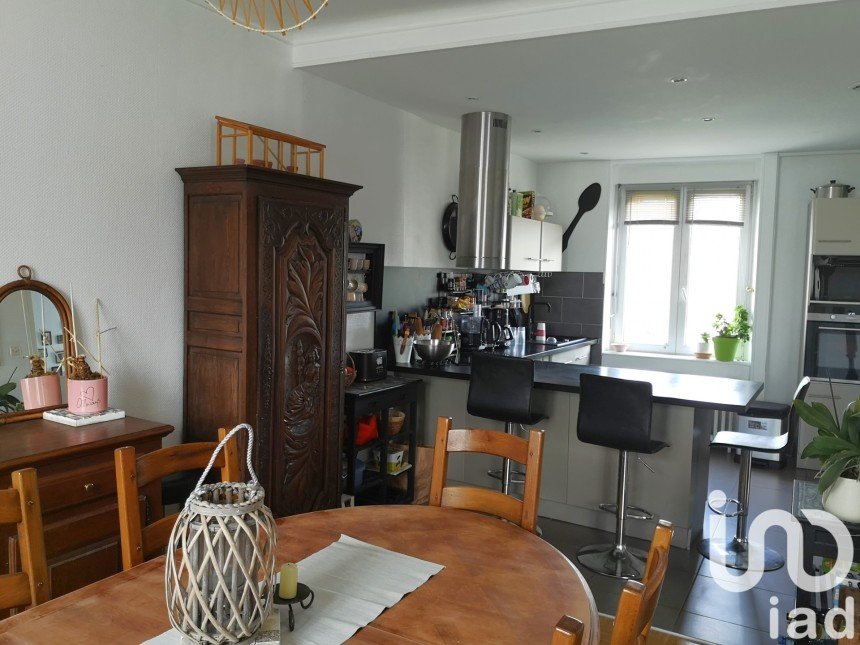 House 6 rooms of 139 m² in Brest (29200)