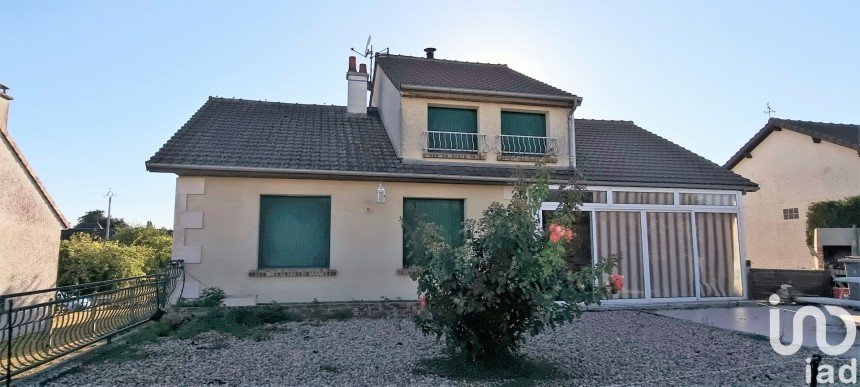 Maison 6 pièces de 118 m² à Marigny-Marmande (37120)