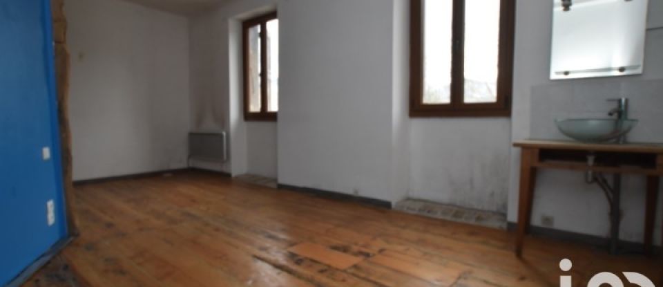 House 6 rooms of 244 m² in Sousville (38350)