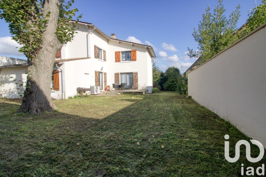 Maison 7 pièces de 150 m² à Conflans-Sainte-Honorine (78700)