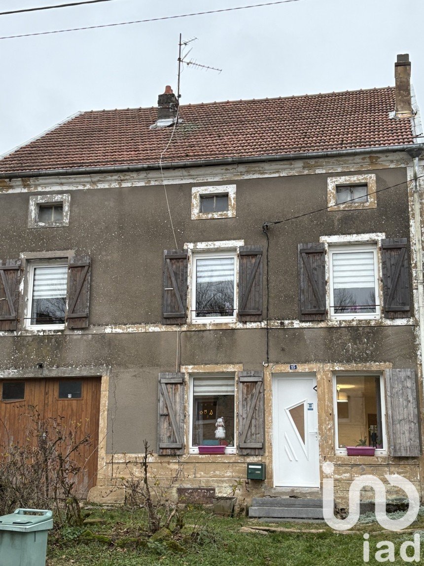 Maison de campagne 4 pièces de 110 m² à Fillières (54560)