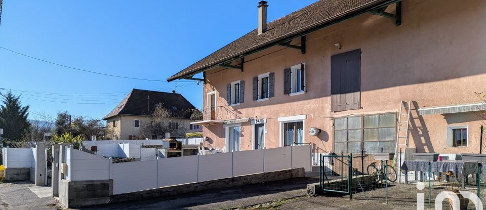 Farm 11 rooms of 275 m² in Reignier-Ésery (74930)