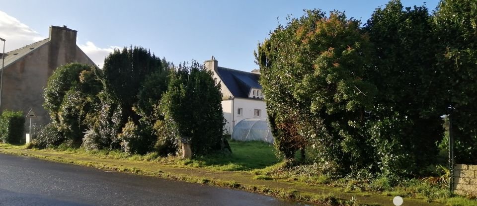 Land of 499 m² in Plogonnec (29180)