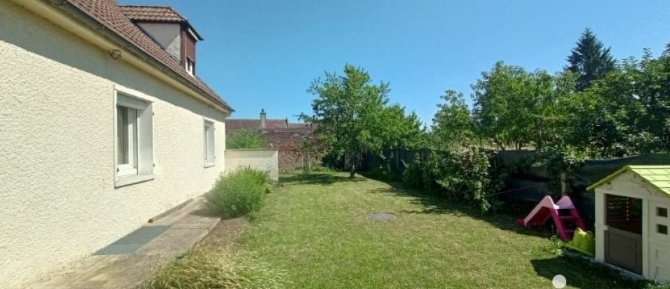 House 8 rooms of 135 m² in Remy (60190)