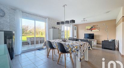 Maison 4 pièces de 102 m² à Sainte-Pazanne (44680)