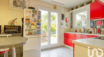 House 7 rooms of 169 m² in Bussy-Saint-Georges (77600)