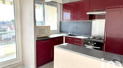 Appartement 4 pièces de 67 m² à Lapalud (84840)