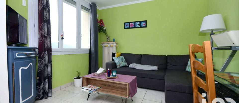 Apartment 3 rooms of 68 m² in Vienne (38200)