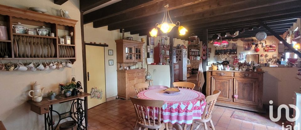 Country house 8 rooms of 190 m² in Louroux-Bourbonnais (03350)