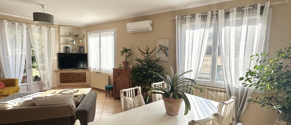 Apartment 2 rooms of 63 m² in Ollioules (83190)