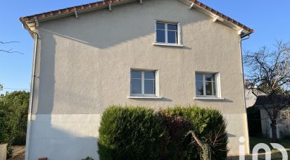 House 6 rooms of 151 m² in Naintré (86530)