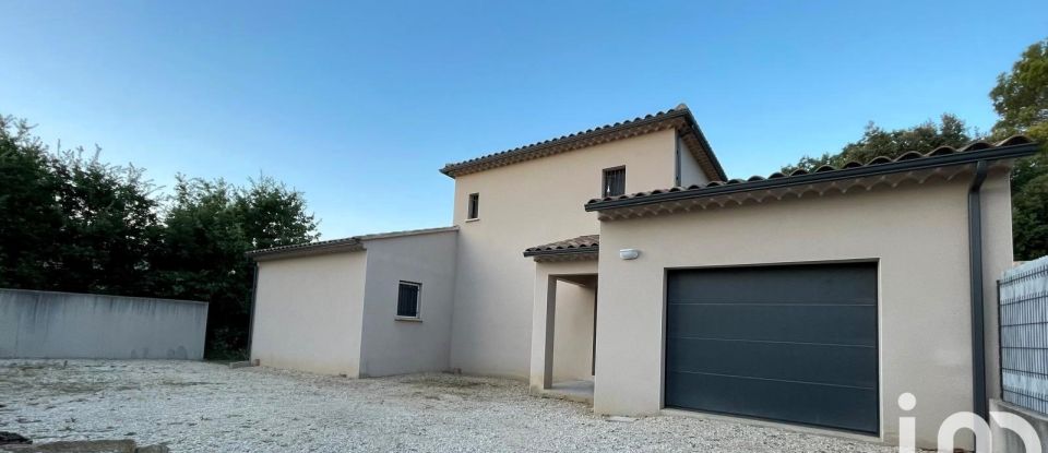 House 5 rooms of 122 m² in Laudun-l'Ardoise (30290)