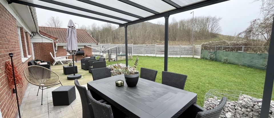 Maison 5 pièces de 115 m² à Auchel (62260)