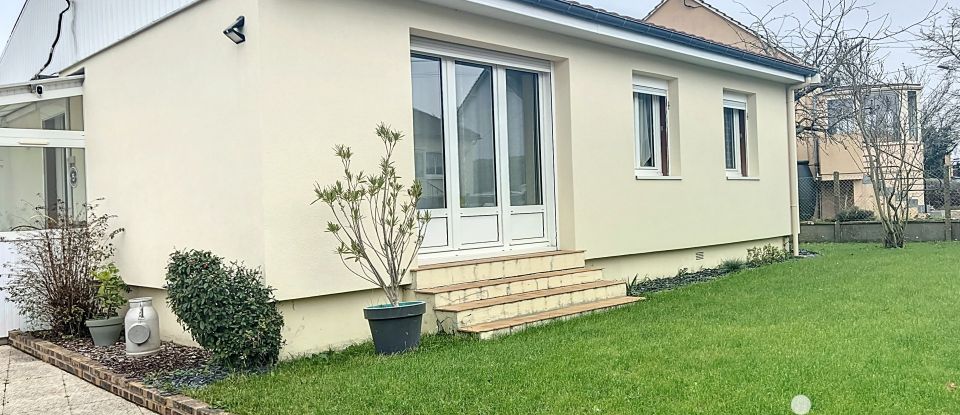 Maison traditionnelle 3 pièces de 75 m² à Chartres (28000)