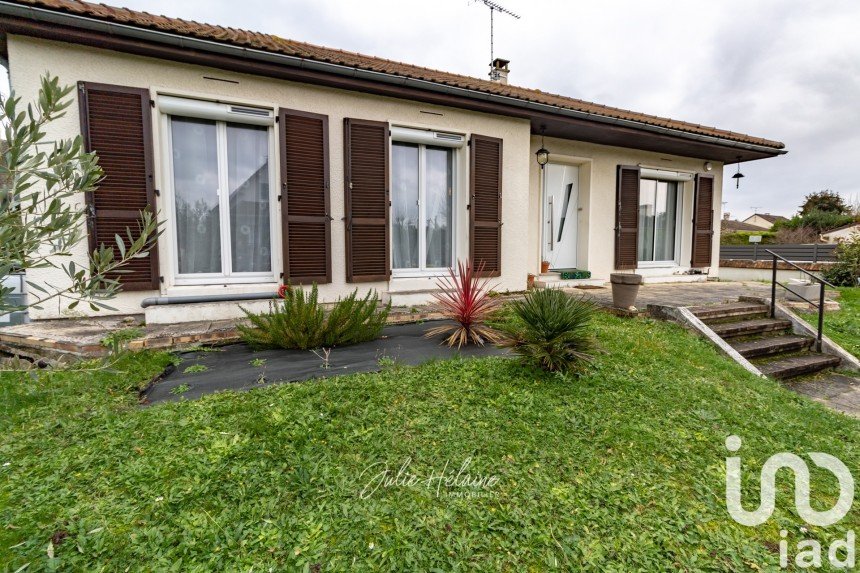 Maison 4 pièces de 90 m² à Beynes (78650)