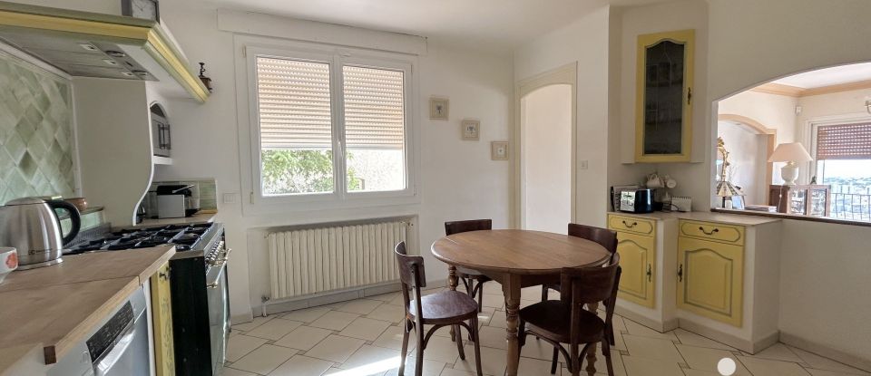 Traditional house 7 rooms of 272 m² in Toulon (83200)