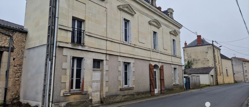 Maison 6 pièces de 178 m² à Vaudelnay (49260)