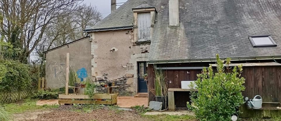 Longère 5 pièces de 132 m² à Loire-Authion (49800)