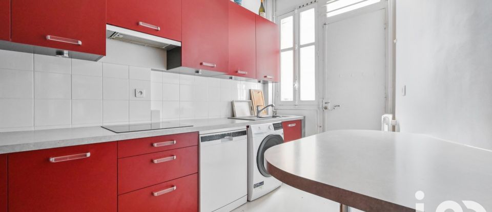 Appartement 4 pièces de 120 m² à Paris (75017)