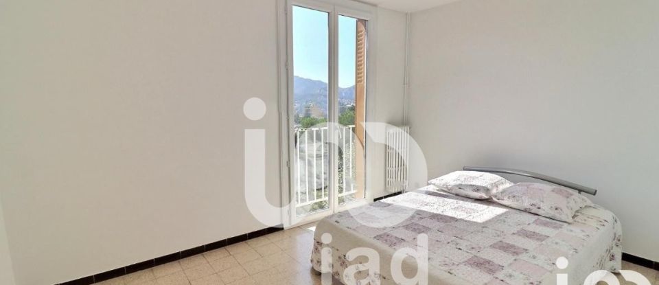 Appartement 3 pièces de 63 m² à Marseille (13012)