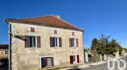 Village house 9 rooms of 199 m² in Saint-Martial (16190)