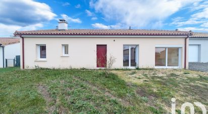 Pavilion 5 rooms of 98 m² in Chapelle-Viviers (86300)