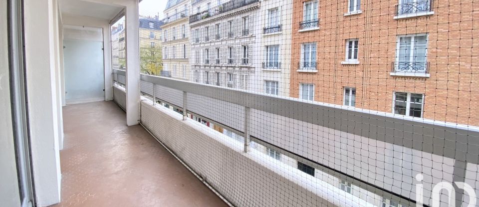 Appartement 3 pièces de 49 m² à Paris (75017)