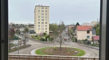 Apartment 5 rooms of 97 m² in Saint-André-les-Vergers (10120)