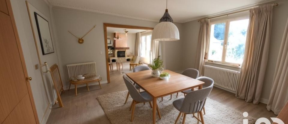 Maison de campagne 7 pièces de 198 m² à Saint-Aubin-le-Dépeint (37370)