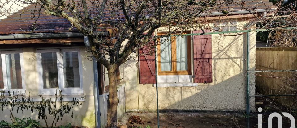 House 2 rooms of 39 m² in Orsay (91400)