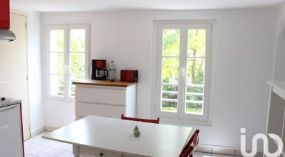 Apartment 2 rooms of 30 m² in Fontainebleau (77300)